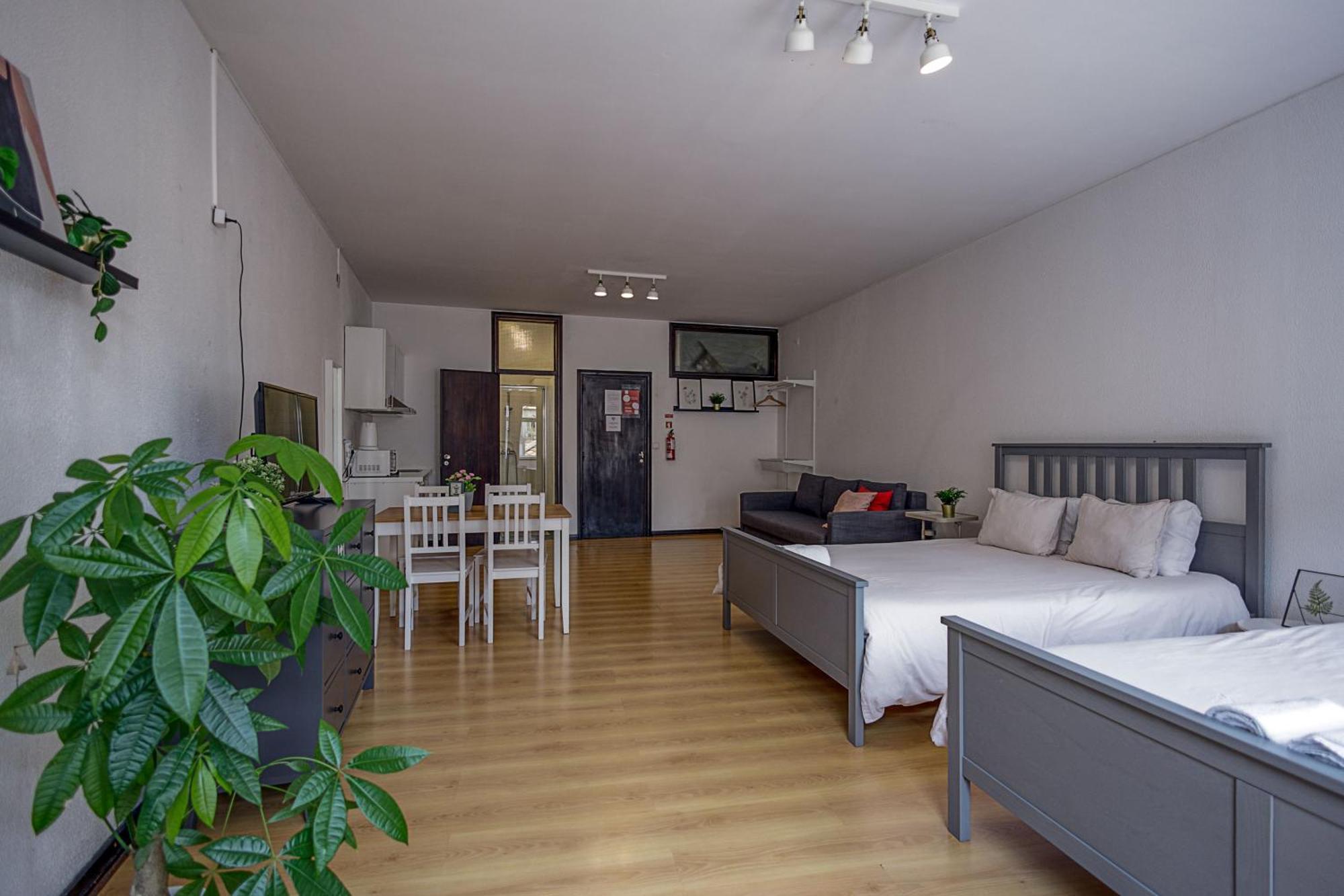 Travel & Live Aliados Apartment بورتو الغرفة الصورة